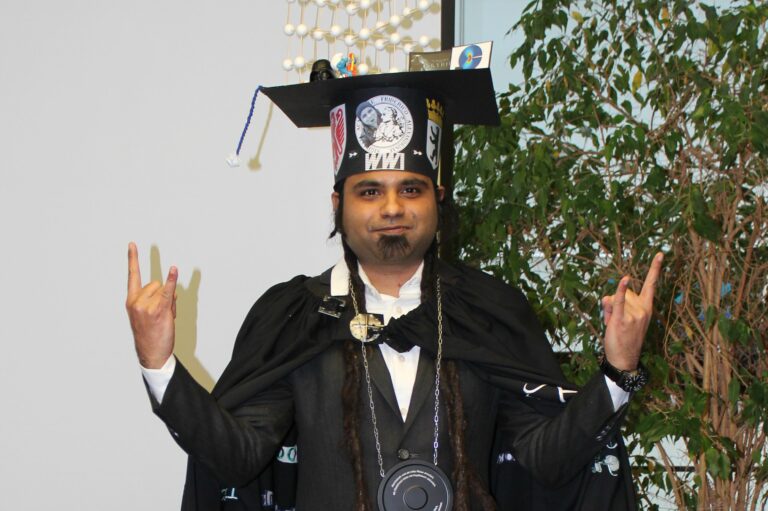 Successful doctorate of Tarakeshwar Lakshimpathy!