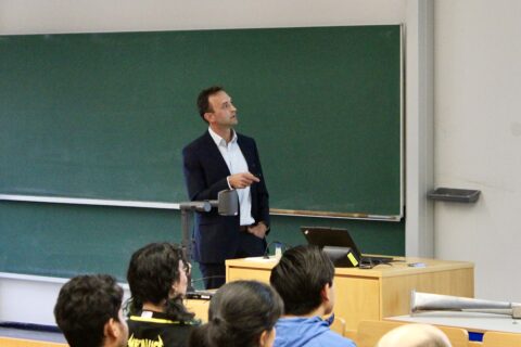 Towards entry "Inaugural Lecture PD Dr.-Ing. habil. Steffen Neumeier!"